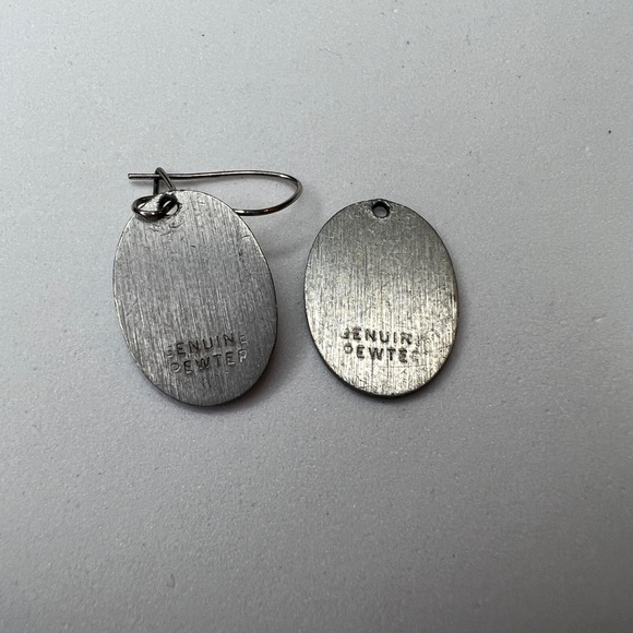 Red robin Genuine pewter earrings - Picture 2 of 2